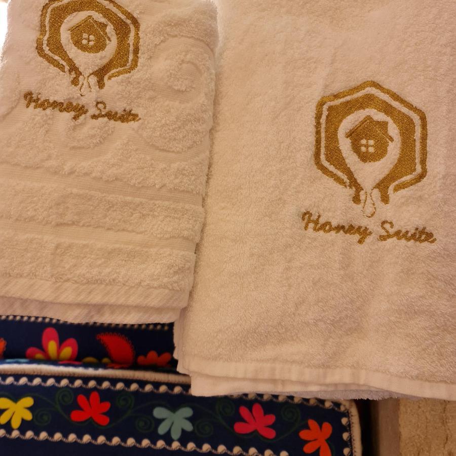 Honey Apartment