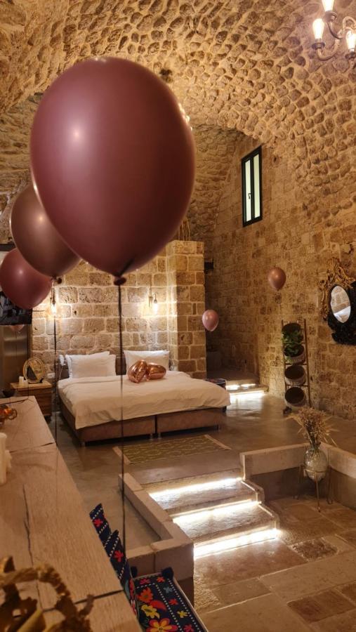 Honey Apartment